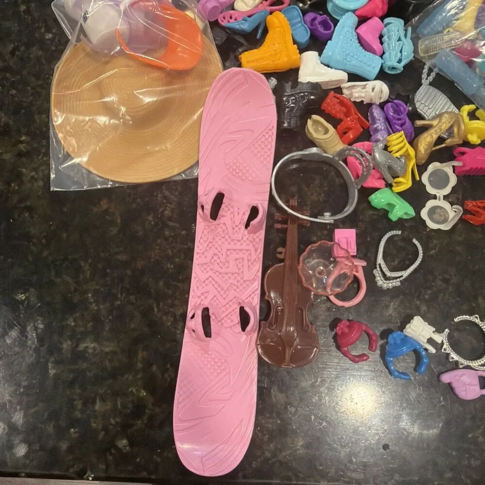 Barbie Mixed Lot of Accessories
